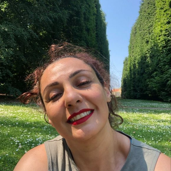 Profile Picture of Nima Doff (@nimadoff) on Poshmark