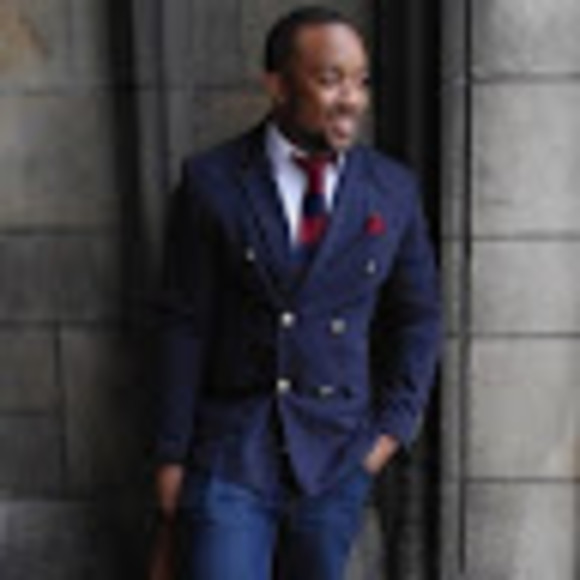 Profile Picture of Edward James (@edwardjames686) on Poshmark