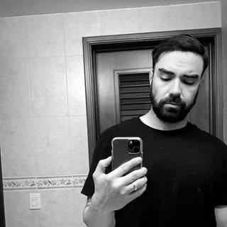 Profile Picture of MiguelCoronel ⚓️ (@miguelcoronel) on Instagram