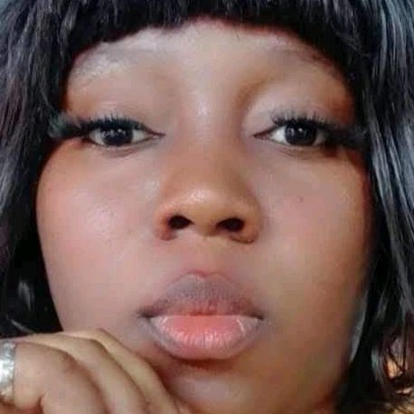 Profile Picture of Tantie Assi (@kevineassi24) on Tiktok