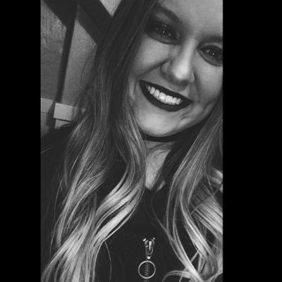 Profile Picture of Mackenzie Evans (@MackenzieEvan19) on Twitter