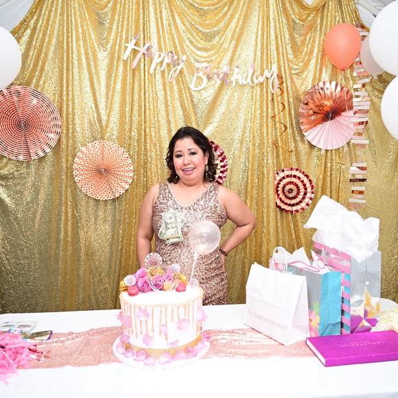 Profile Picture of Eva Rodriguez (@evardz02) on Poshmark