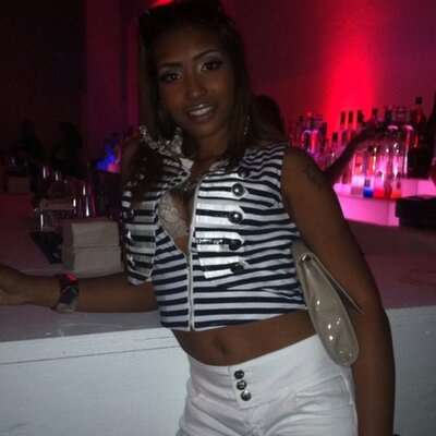 Profile Picture of Dayna G (@DaynaGillett) on Twitter