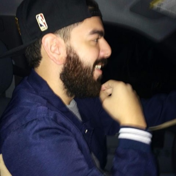 Profile Picture of Fernando Hernandez (@fhernand16) on Poshmark