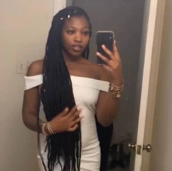 Profile Picture of Stephanie Anokwu (@plainsteph) on Poshmark