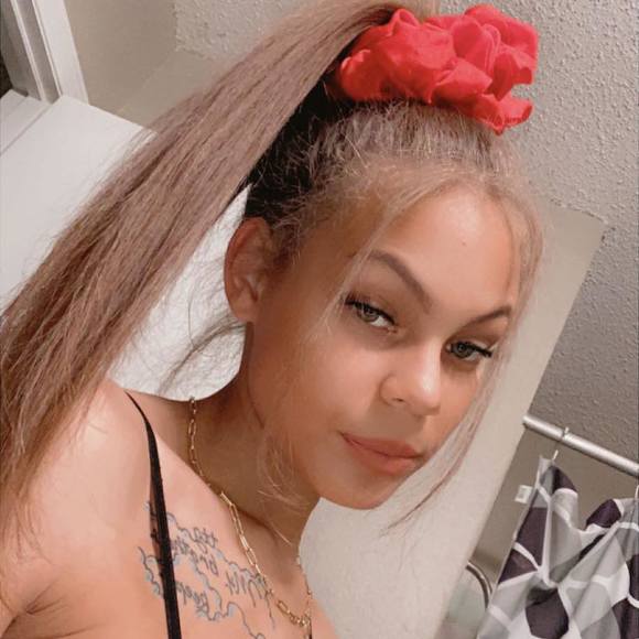 Profile Picture of Kamille Boyd (@bambii600) on Poshmark