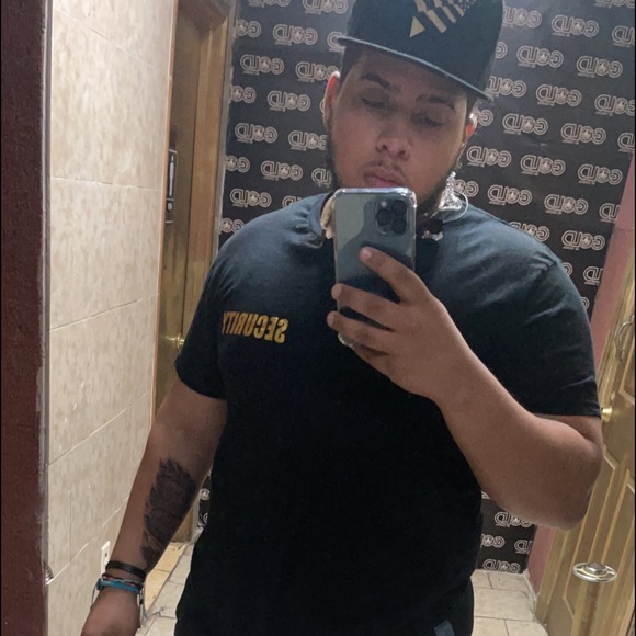 Profile Picture of Rafael Hidalgo terrero (@rafa0704) on Poshmark
