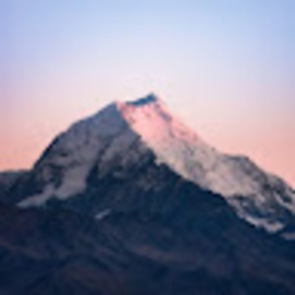 Profile Picture of Arman Hossain (@_armanhossain) on Poshmark