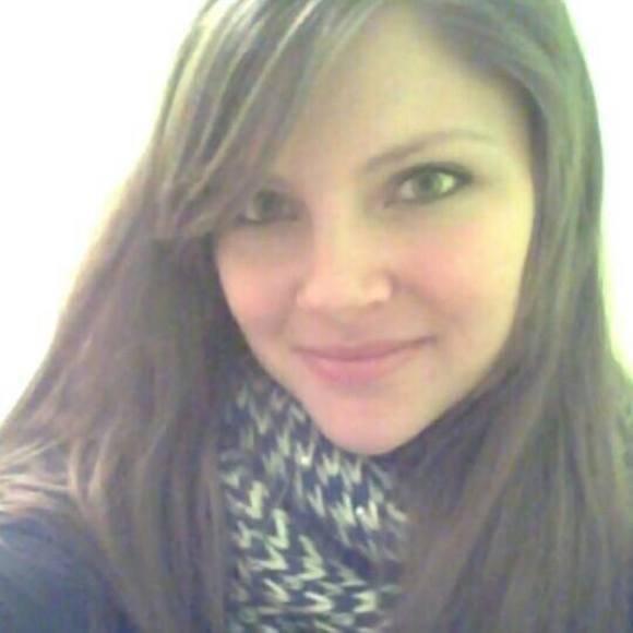 Profile Picture of Kayla Knable (@kayknable) on Poshmark