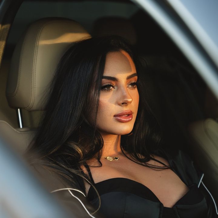 Profile Picture of Naomifoxx (@naomishush) on Tiktok