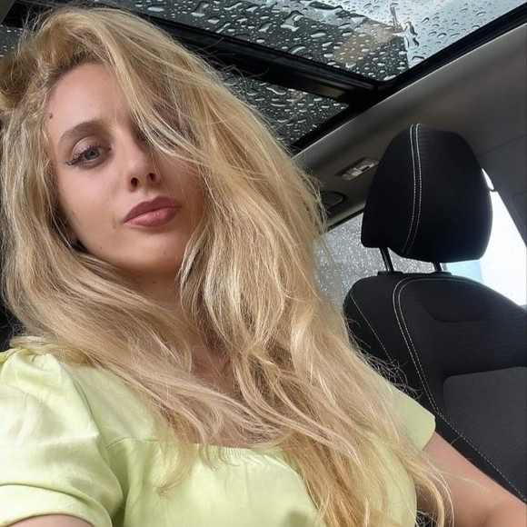 Profile Picture of Ariel Ramsey (@ariesparklra) on Poshmark