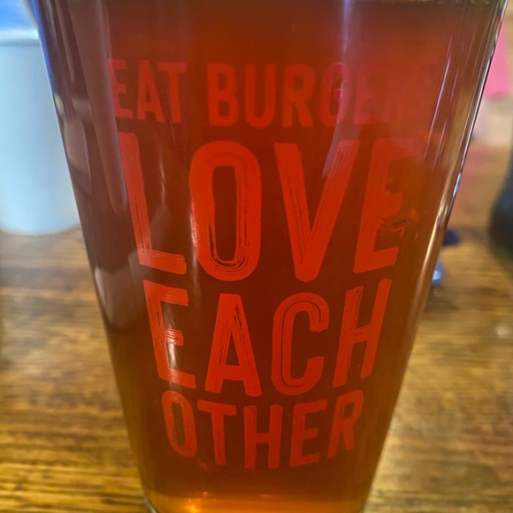 Profile Picture of Cat Cuno (@kittycatcuno) on Poshmark