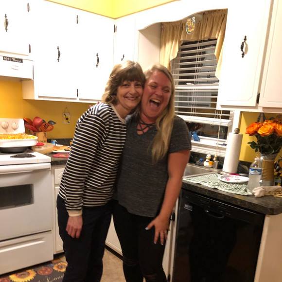 Profile Picture of Teresa Schnurr (@dawgts69) on Poshmark