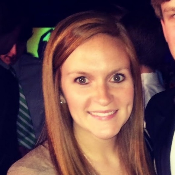 Profile Picture of Whitney Mcgill (@whmcgill) on Poshmark