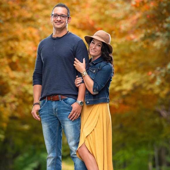 Profile Picture of Alisa n ariel Hassim (@ahassim) on Poshmark