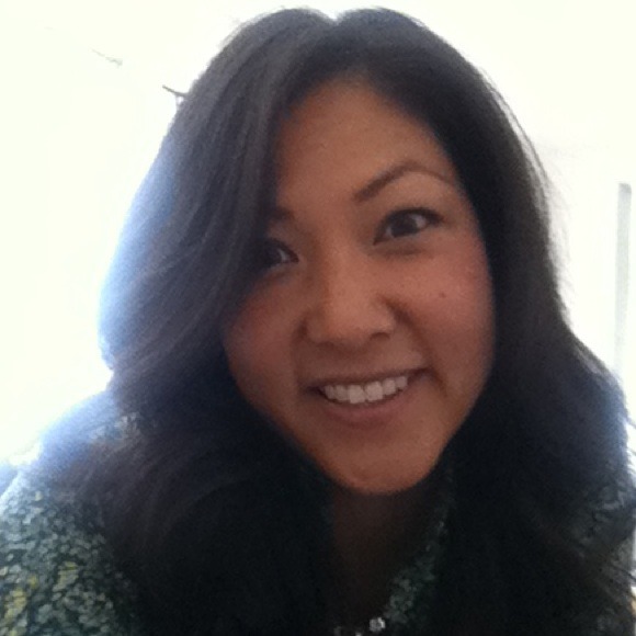 Profile Picture of Jennifer Varrato (@jvarrato) on Poshmark