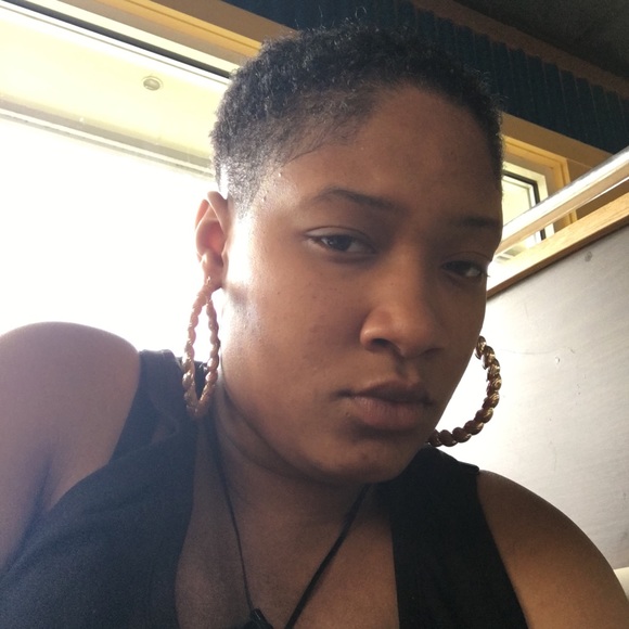 Profile Picture of Jeremy Rawlings (@jeremy_rawlings) on Poshmark