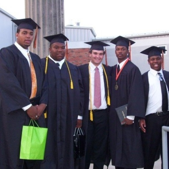 Profile Picture of Josh Estes-waugh (@jcesteswaugh) on Poshmark