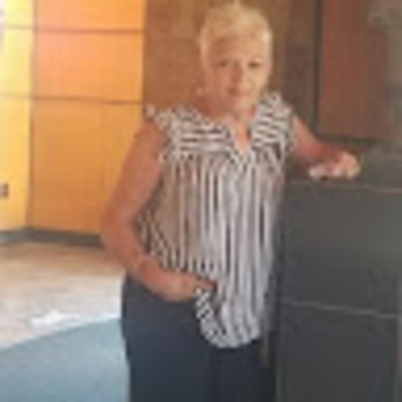Profile Picture of Carmen Bonilla (@ctbonilla2) on Poshmark