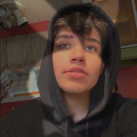 Profile Picture of Christopher Orr (@corr481) on Poshmark