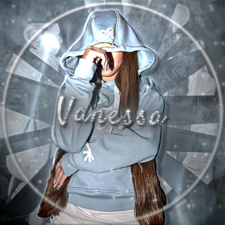 Profile Picture of 𝕮𝖗𝖆𝖋𝖙𝖊𝖗💛🪩 (@crafter.aep) on Tiktok