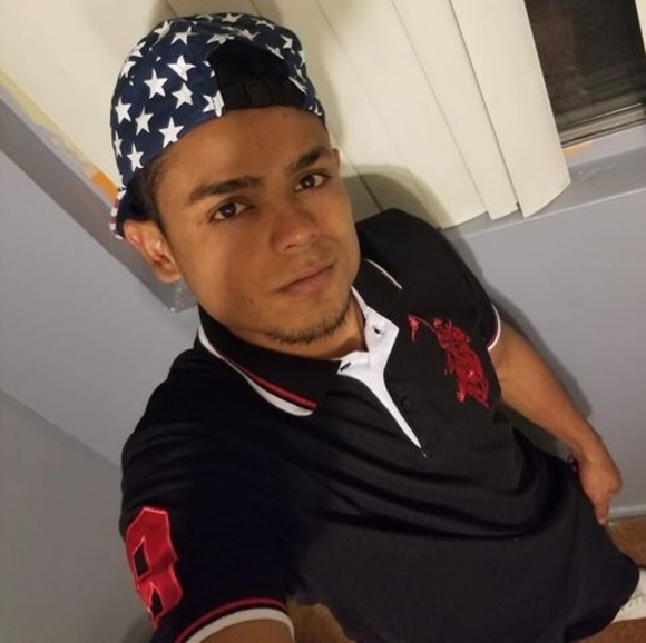 Profile Picture of Selim jose Fariñas (@selimfar2023) on Poshmark