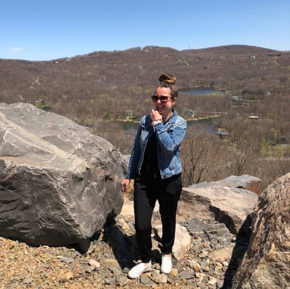 Vanja Sekerovic - Poshmark Profile Picture of Vanja Sekerovic (@tdwp_vanny) on Poshmark