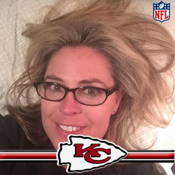 Profile Picture of Jeana Harms (@jharms23) on Poshmark
