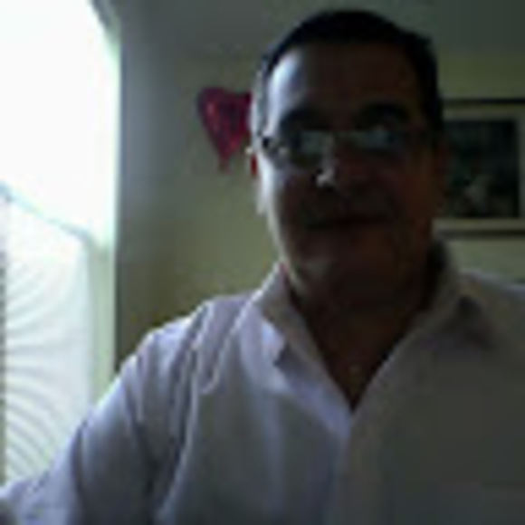 Profile Picture of Carmelo Bacino (@carmelobacinobp) on Poshmark