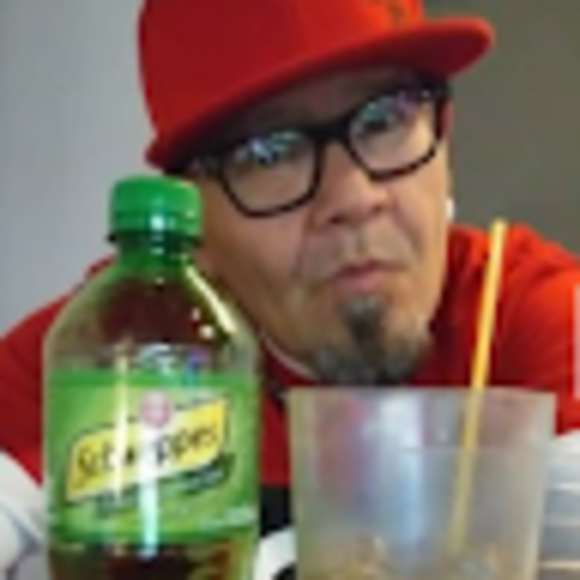 Profile Picture of Timothy Sinclair (@tsinclair1967) on Poshmark