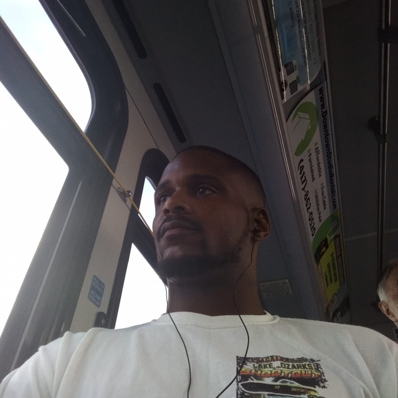 Profile Picture of Darryl Jefferson (@djeff1371) on Poshmark