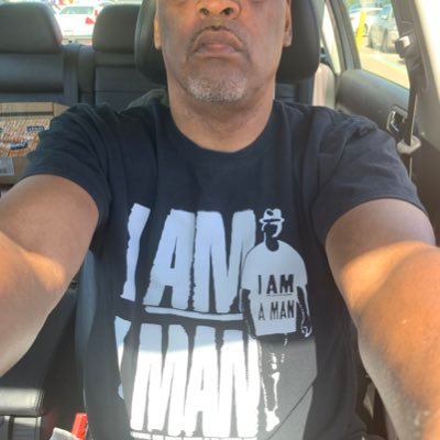 Profile Picture of Clarence Beckham (@beckhamc215) on Twitter