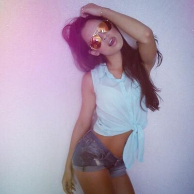 Profile Picture of Jenny Berry (@jenny_berryb) on Twitter