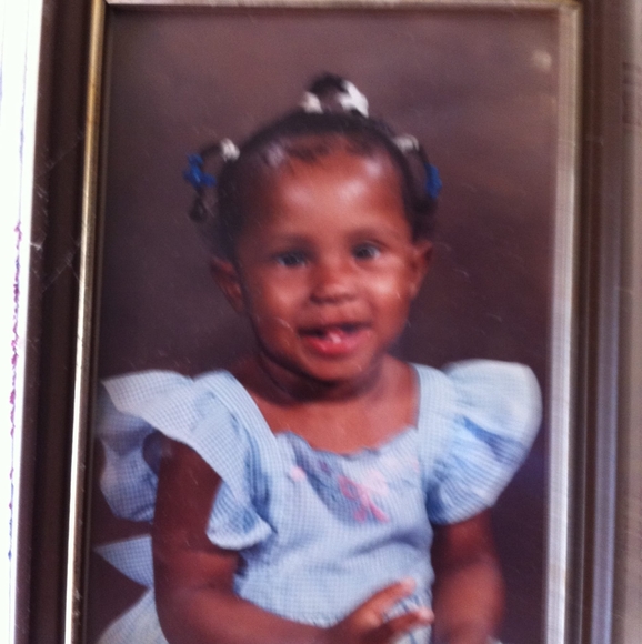 Yolanda Baskerville - Poshmark Profile Picture of Yolanda Baskerville (@lala9987) on Poshmark