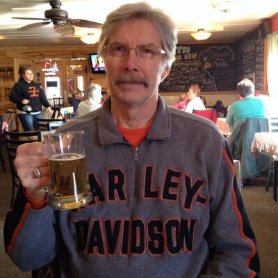 Profile Picture of Steve Hennig (@hennig_steve) on Twitter