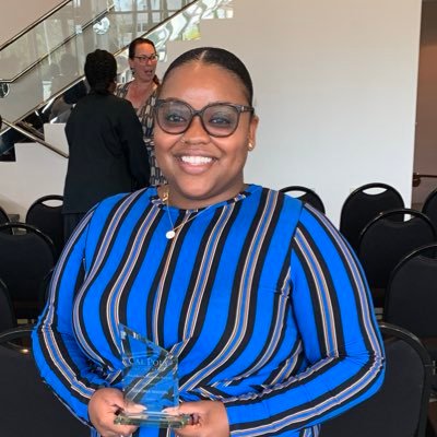 Profile Picture of Davona (@ADavona) on Twitter