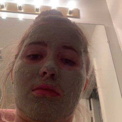Profile Picture of Shelby (@HickeyShelby) on Twitter