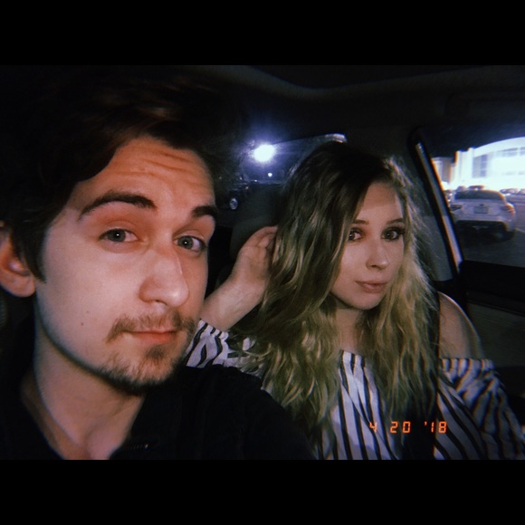 Profile Picture of Damon Vaughn (@mr1976) on Poshmark