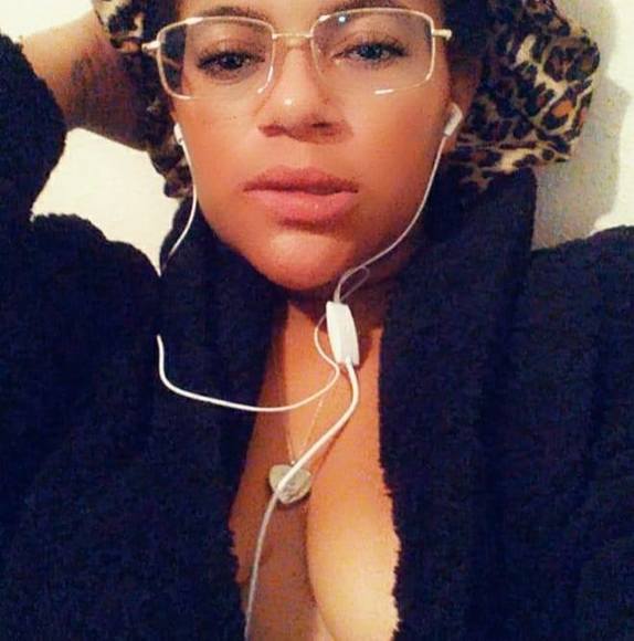 Profile Picture of Tia Walters (@twalters1994) on Poshmark
