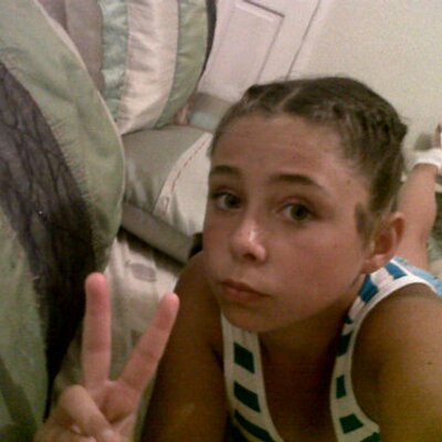 Profile Picture of Emily Barron (@emilybarron13) on Twitter