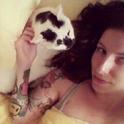 Profile Picture of Noel Wagner (@wafffflesmom) on Twitter