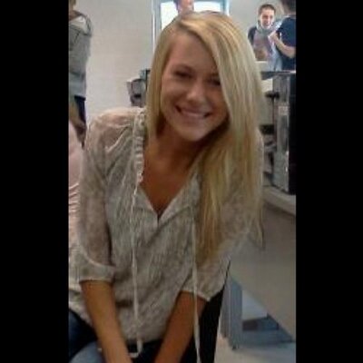 Profile Picture of Alex Smolinski (@al__smo) on Twitter