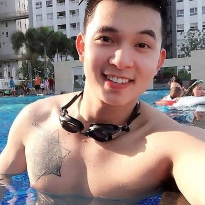 Profile Picture of James Eric (@jameseric9909) on Tiktok