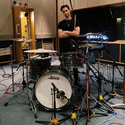 Profile Picture of James Burgess (@JayBeeDrums) on Twitter