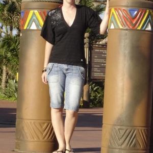 Profile Picture of Daniela De Melo (@331491358) on Myspace
