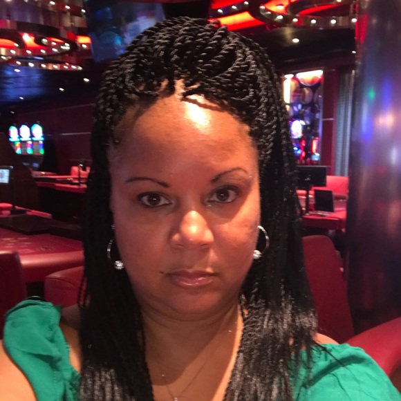 Profile Picture of Amanda Tabb (@onlytjs) on Poshmark