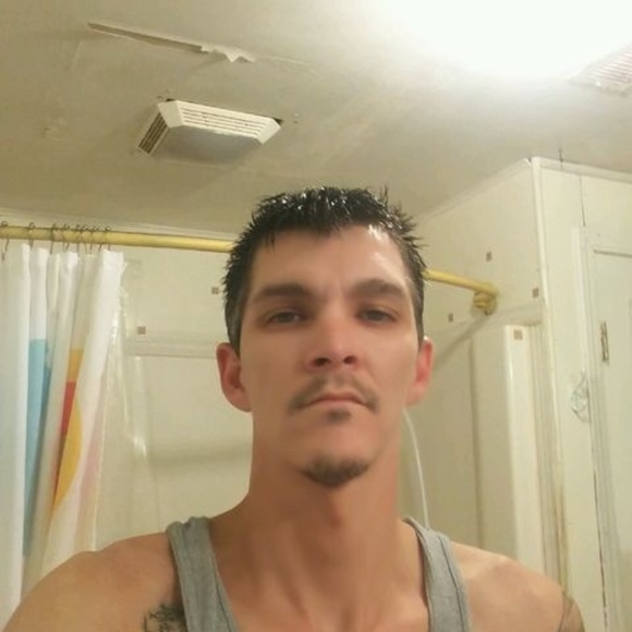 Profile Picture of Keith Armbruster (@armbruster25) on Poshmark