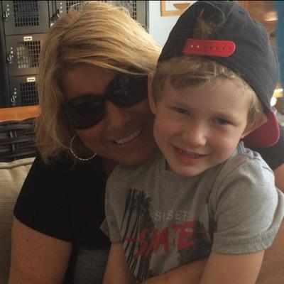 Profile Picture of Sharon Webb (@NanaNanaBoNanaa) on Twitter