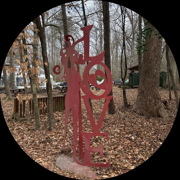 Profile Picture of Bailey Burns (@baileyburnz) on Poshmark