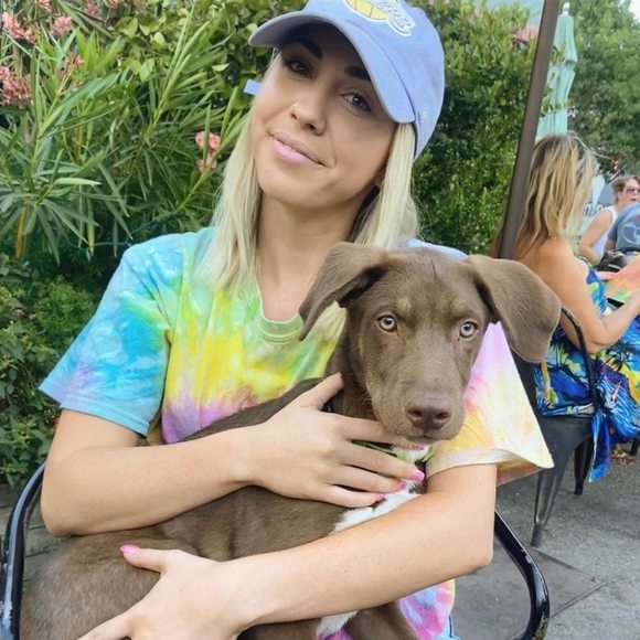 Profile Picture of Hailey Matthews (@hailey_shay) on Poshmark